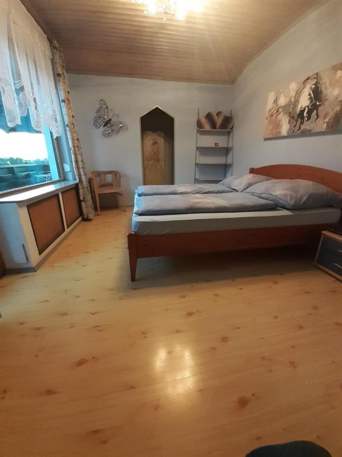 Appartment Andrea Eugendorf Luaran gambar