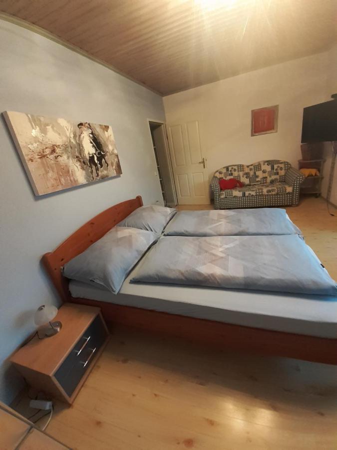 Appartment Andrea Eugendorf Luaran gambar