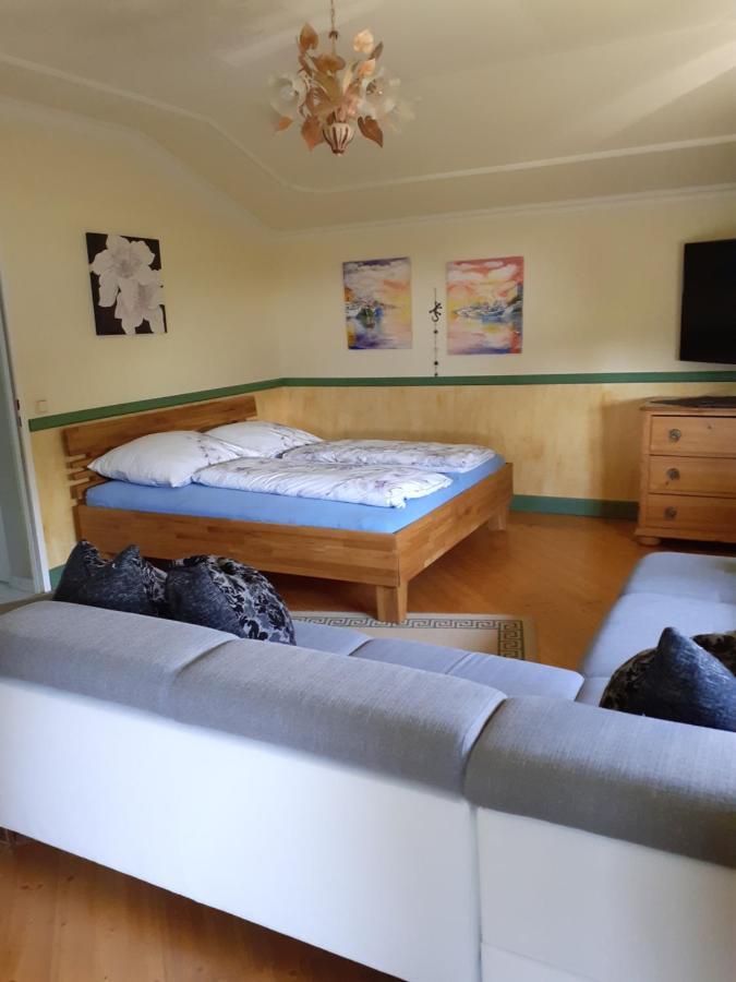 Appartment Andrea Eugendorf Luaran gambar
