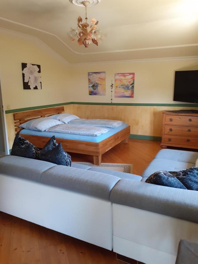 Appartment Andrea Eugendorf Luaran gambar