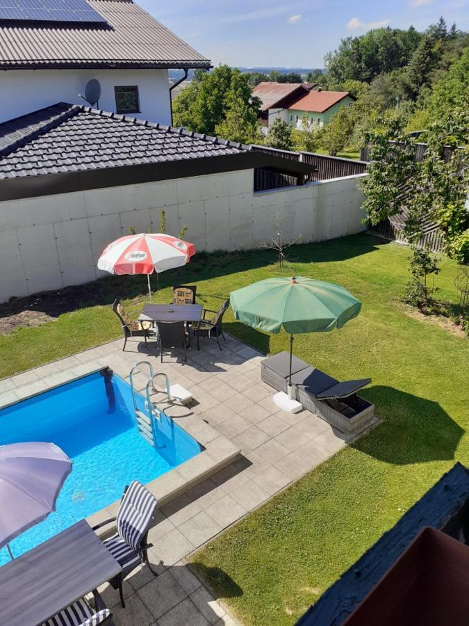 Appartment Andrea Eugendorf Luaran gambar